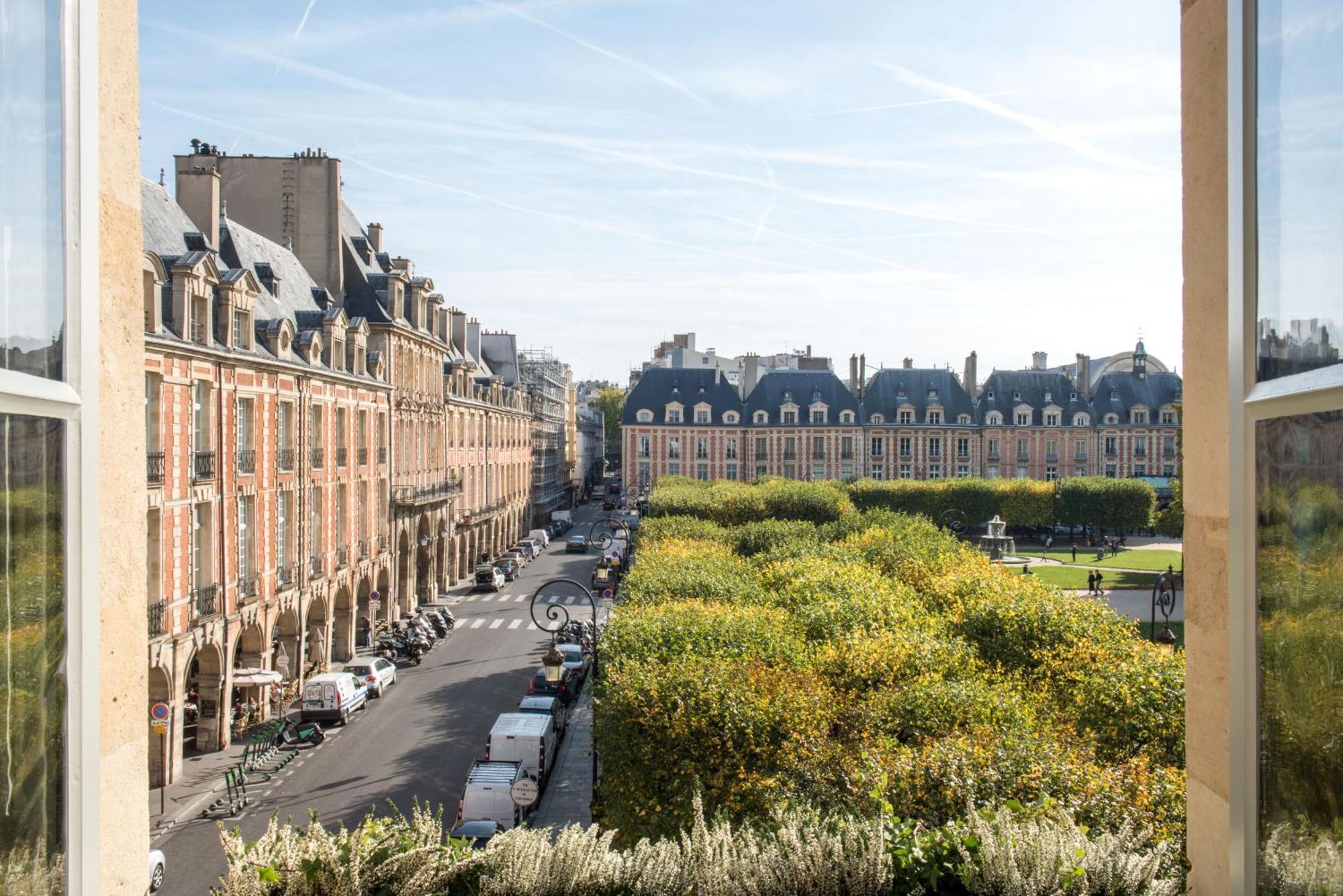 Cour Des Vosges - Evok Collection Hotel Paris Exterior photo