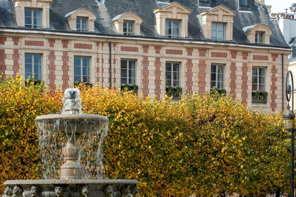 Cour Des Vosges - Evok Collection Hotel Paris Exterior photo